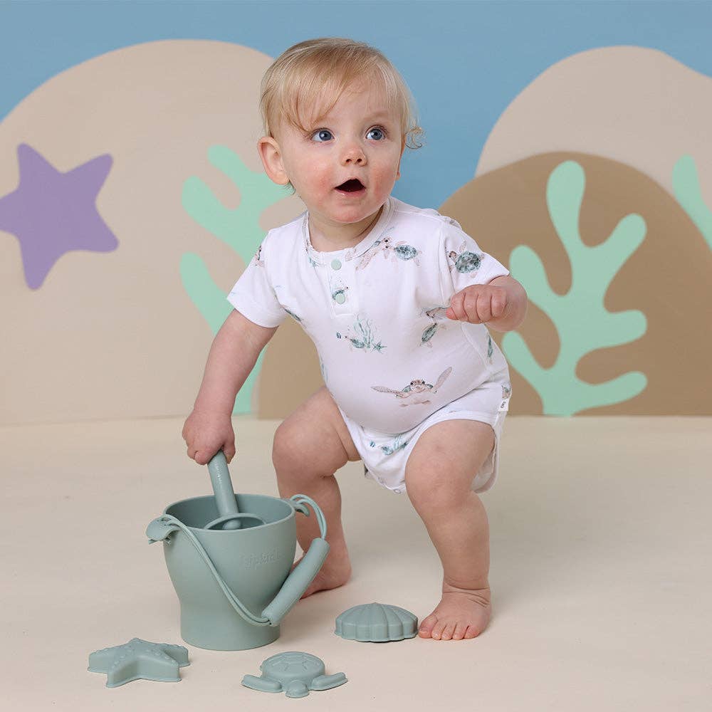 Turtle Short Sleeve Organic Bodysuit