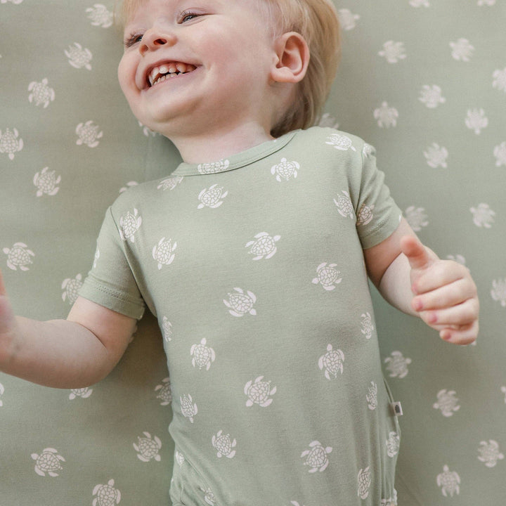 Comfy Short Sleeve Bodysuit - Turtle