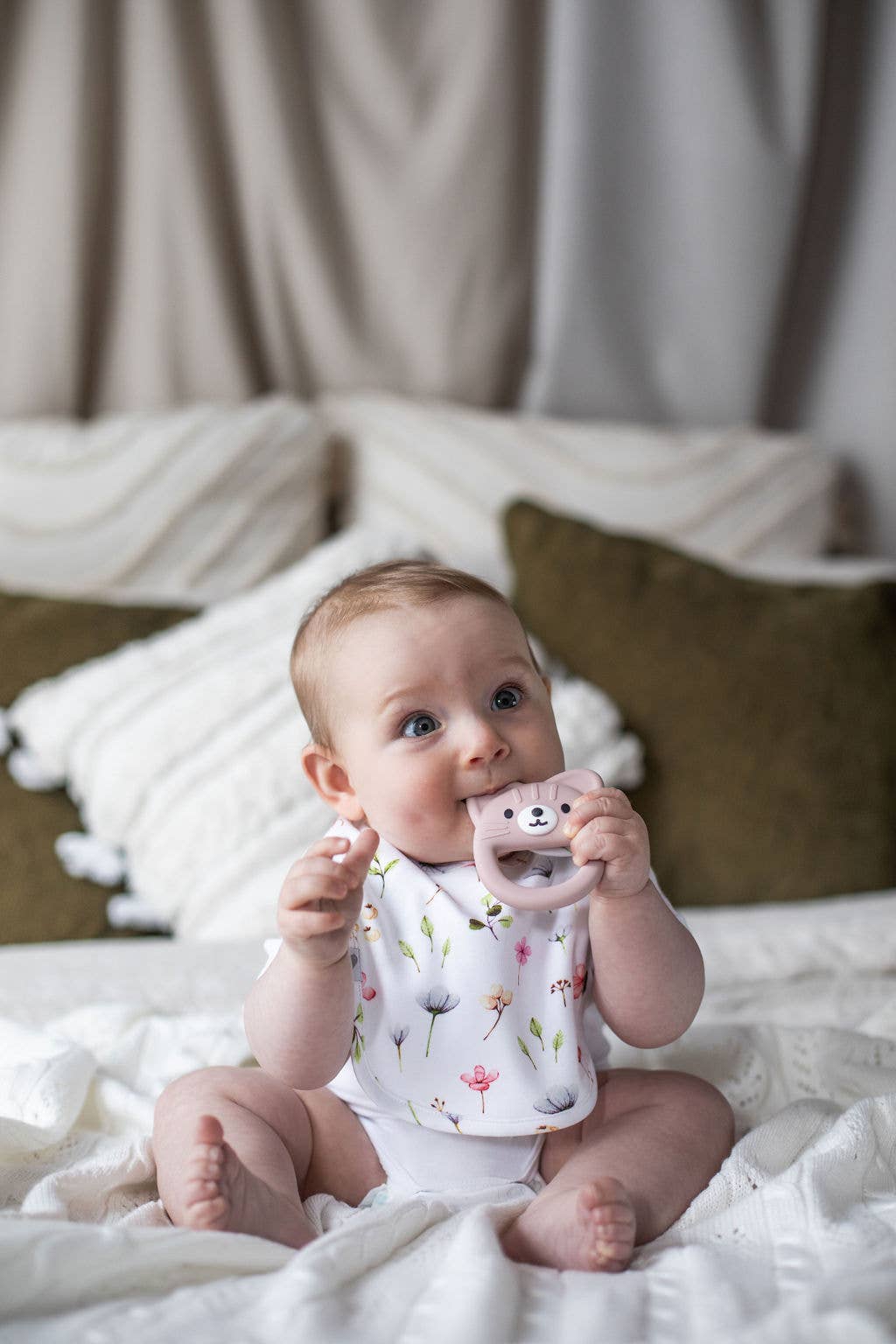 Fleur Organic Cotton Bib