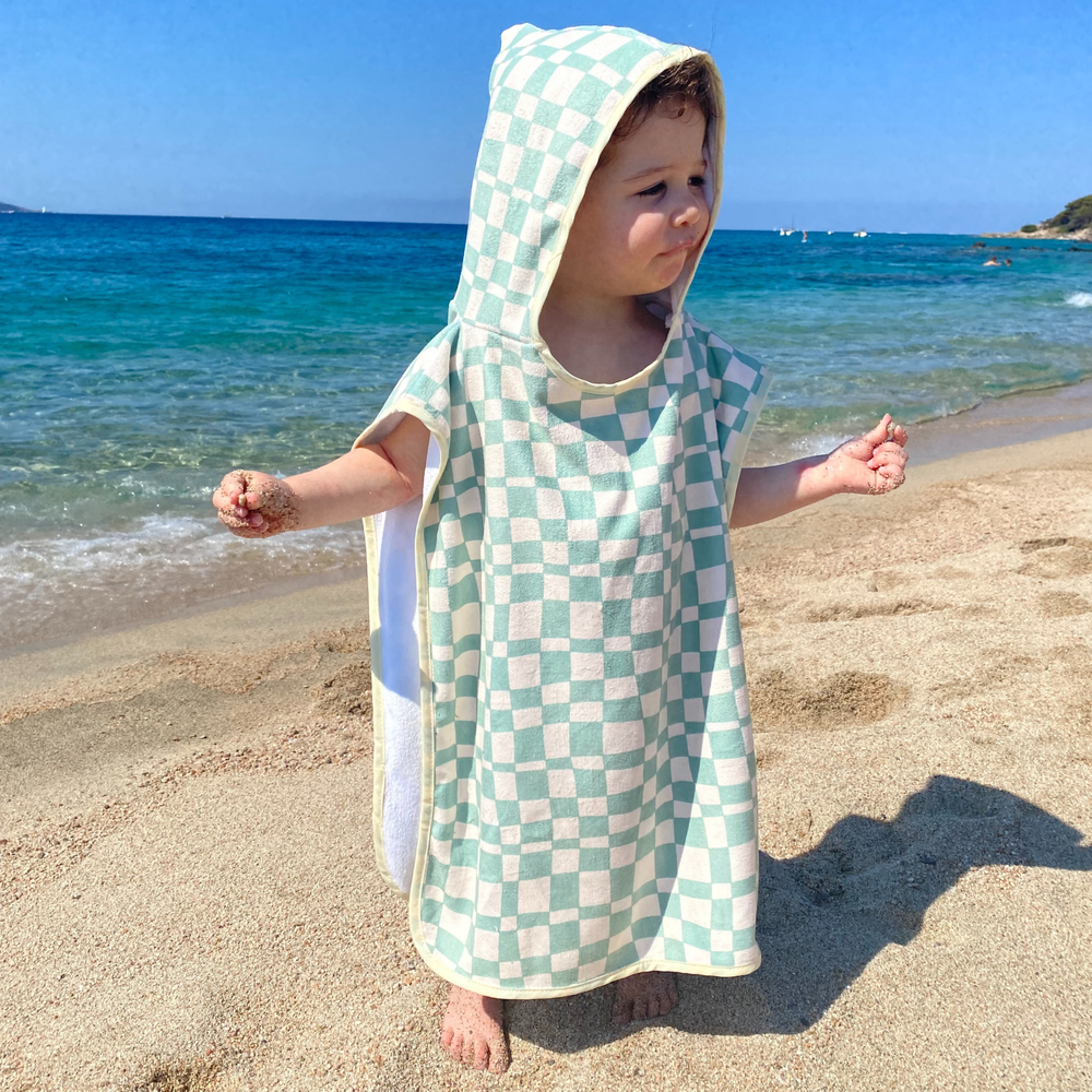 Parker beach poncho