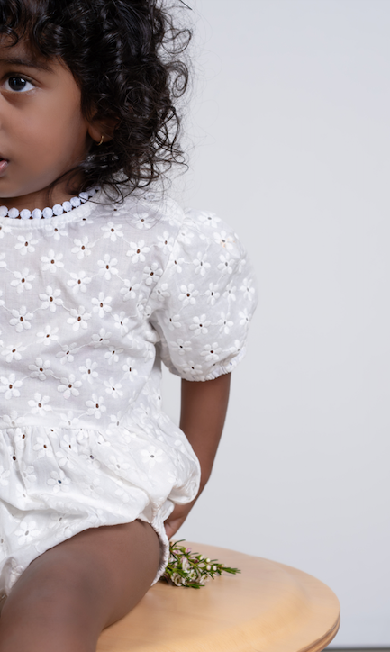 Bamboo for Baby | Gifts & Toys I Organic Baby Sheets Noosa Bed Body Baby